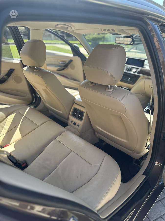 BMW 318, 2.0 l., wagon