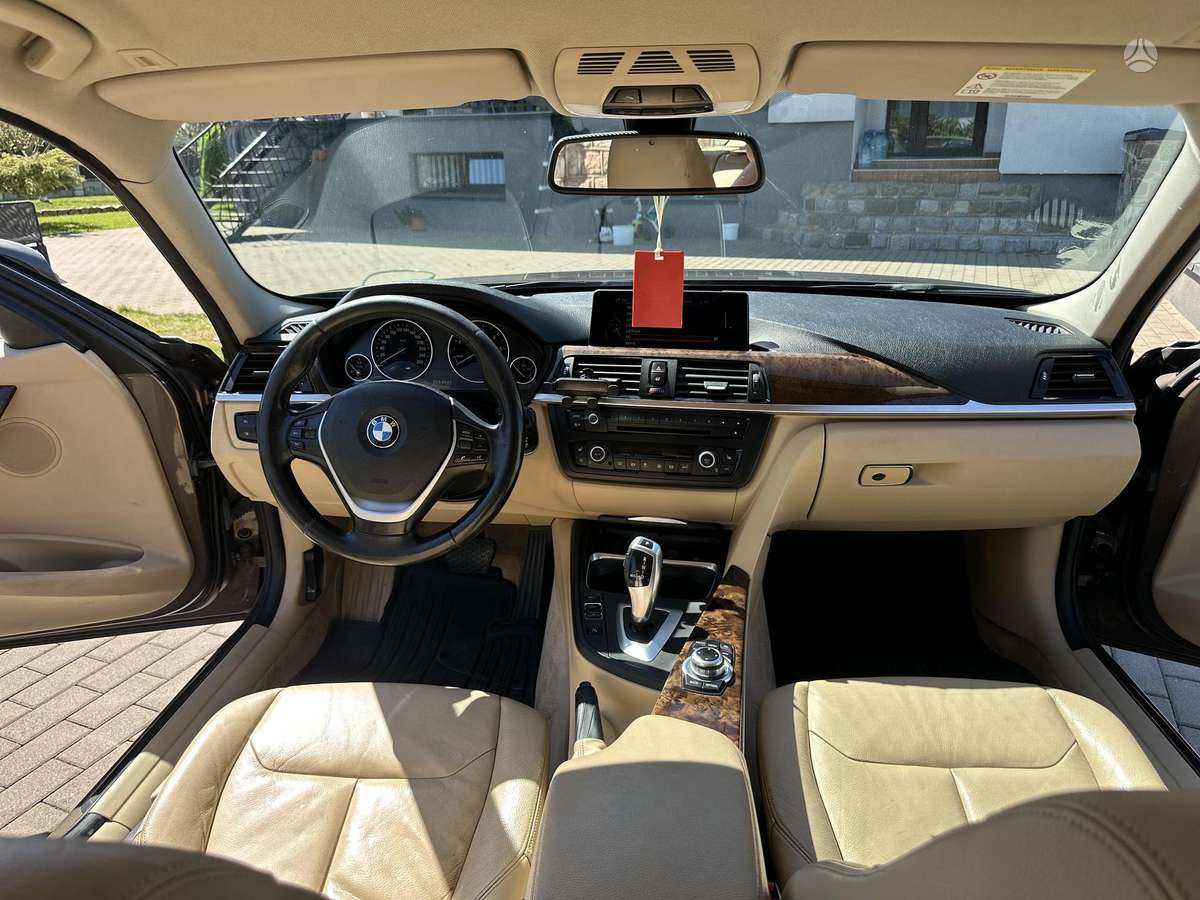 BMW 318, 2.0 l., wagon