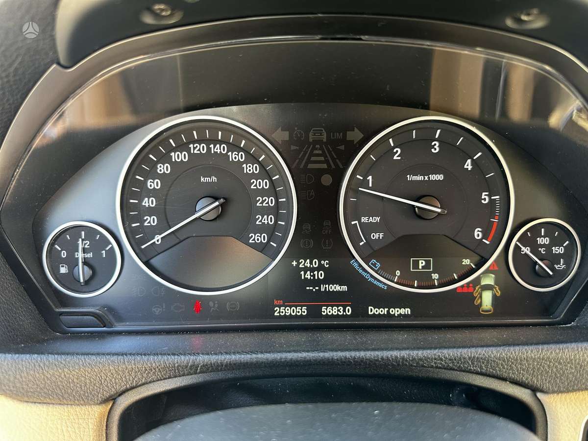 BMW 318, 2.0 l., wagon