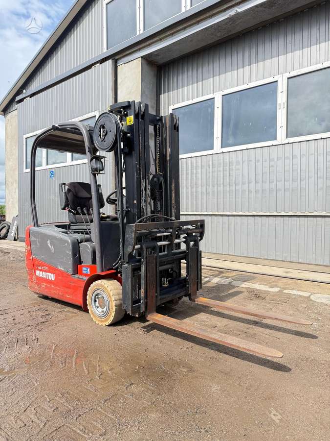 Manitou ME316, forklifts