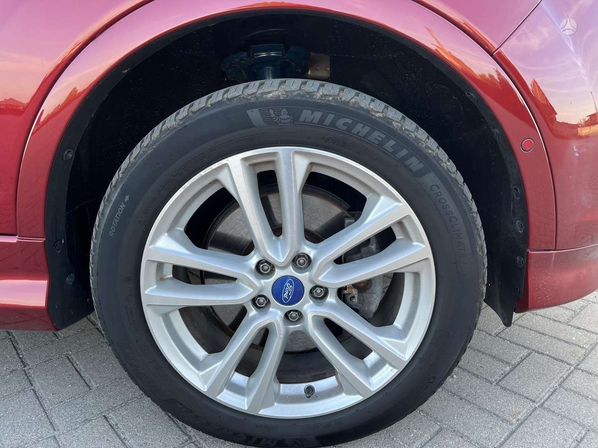Ford Kuga, 2.0 l., Внедорожник / Кроссовер