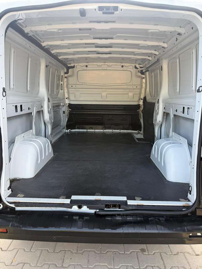 Renault Trafic, 2.0 l., cargo van