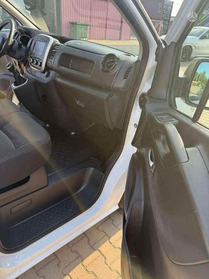 Renault Trafic, 2.0 l., cargo van