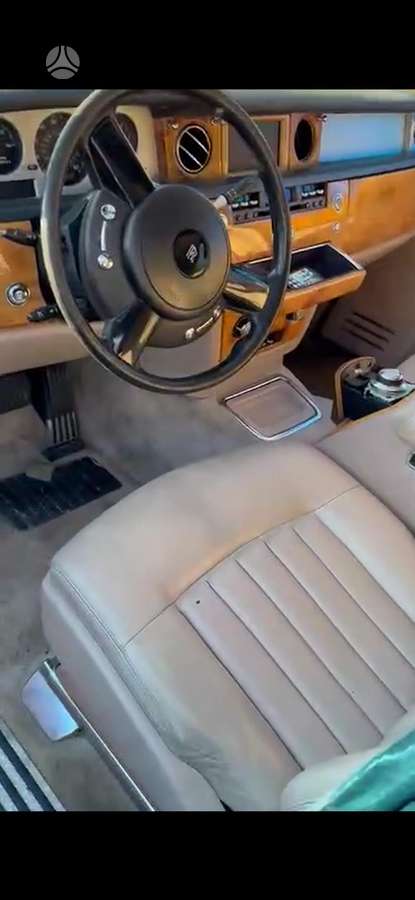 Rolls-Royce Phantom, 6.8 l., Седан