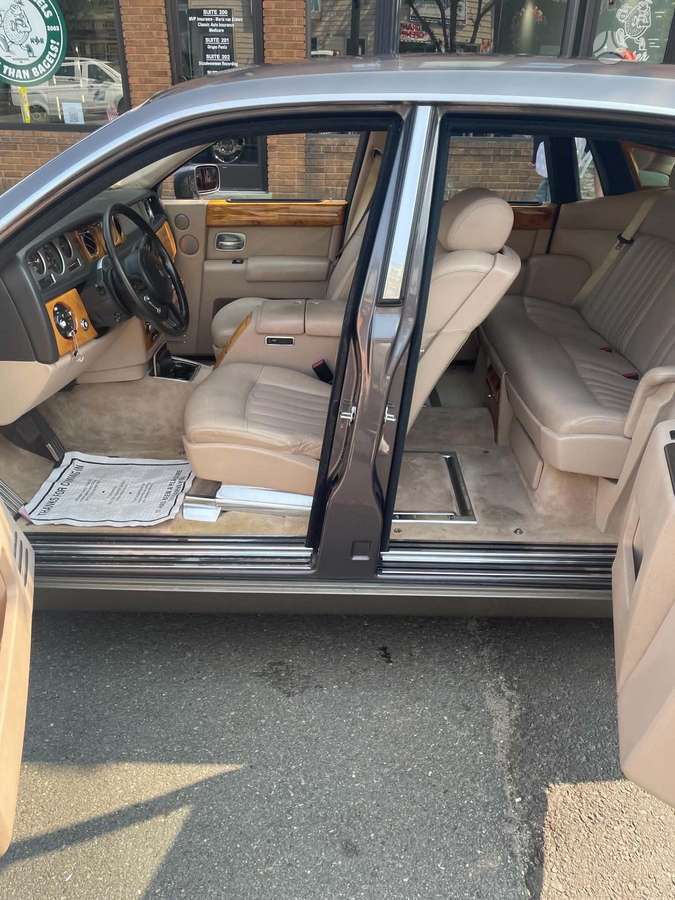 Rolls-Royce Phantom, 6.8 l., Седан