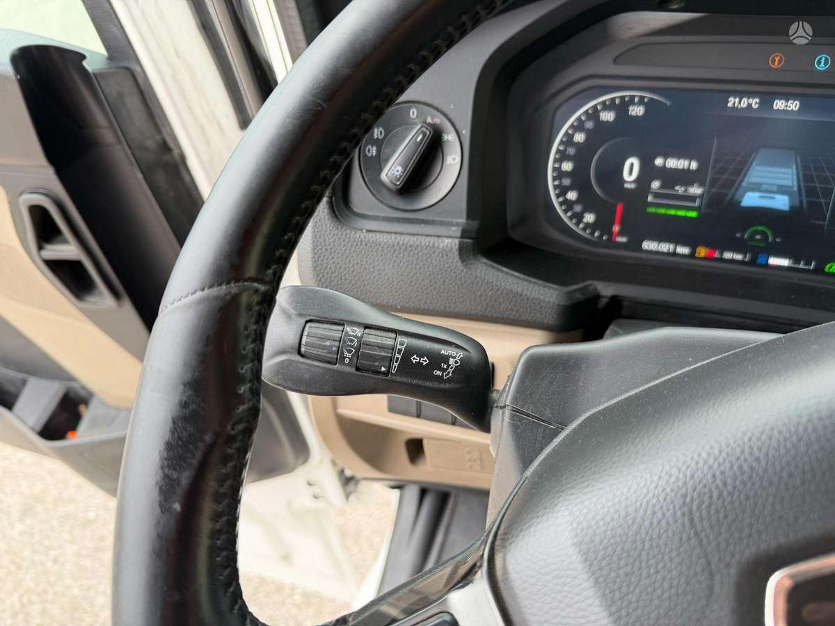 MAN TGX 26.400, kietašoniai
