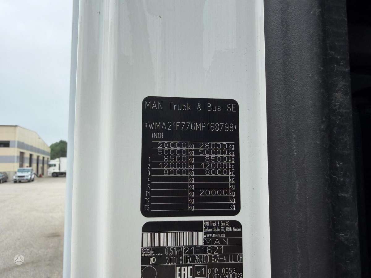 MAN TGX 26.400, kietašoniai