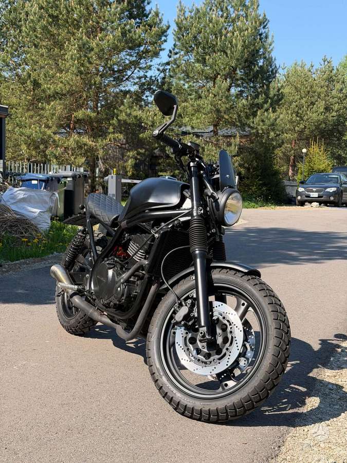 Kawasaki ER 499cc, street / classic