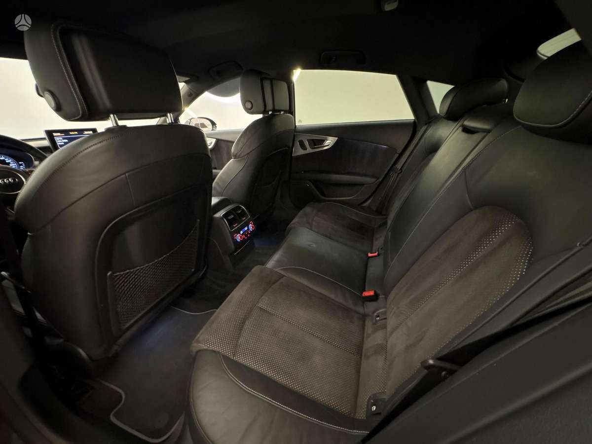 Audi A7, 3.0 l., Хэтчбек