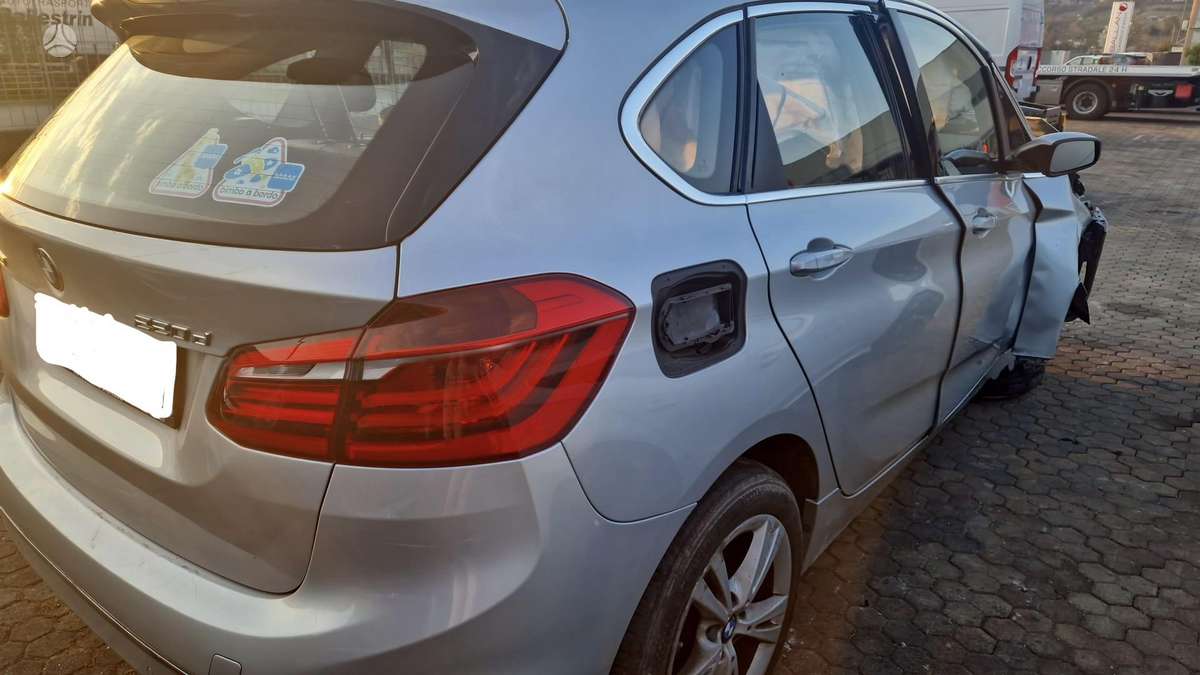 BMW 220 Visos dalys gerom kainom luxury yra headupas 37065898545