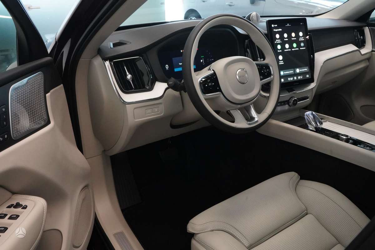 Volvo XC60 - 8