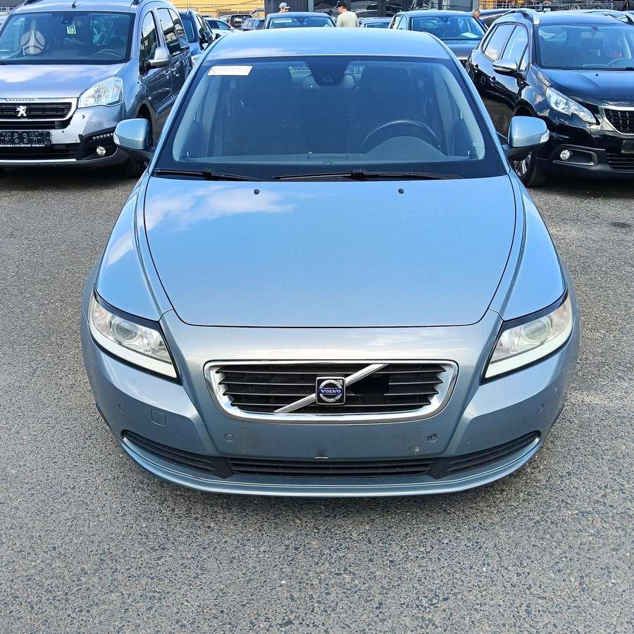 Volvo S40, saloon / sedan