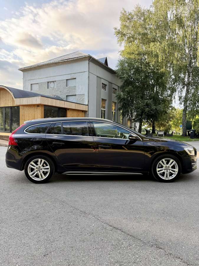 Volvo V60, 2.4 l., Универсал