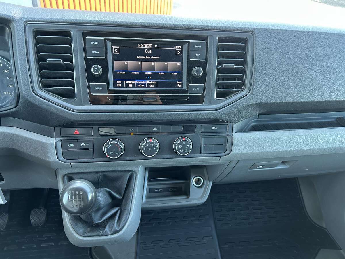 Volkswagen Crafter - 10