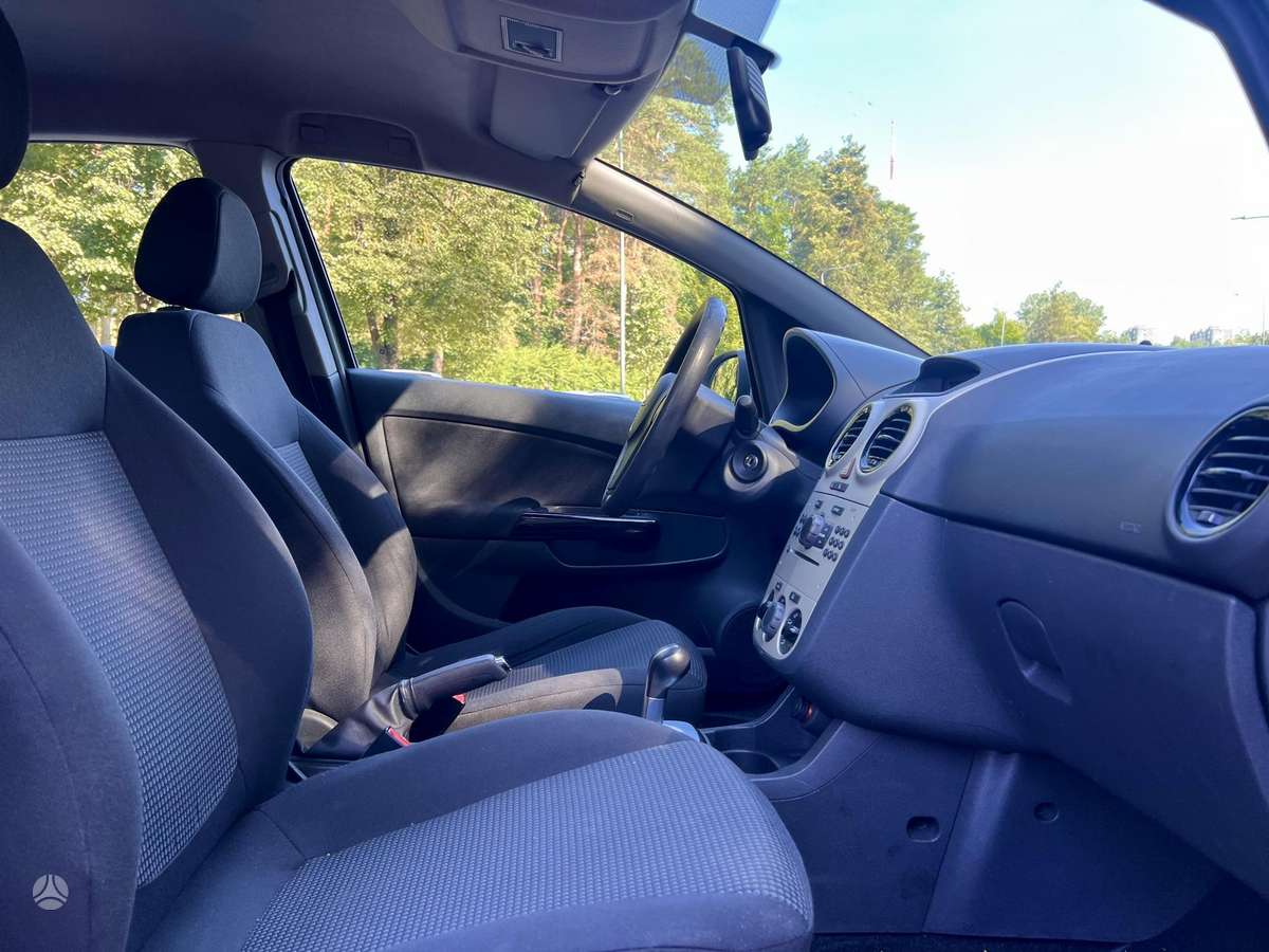 Opel Corsa, 1.2 l., hatchback