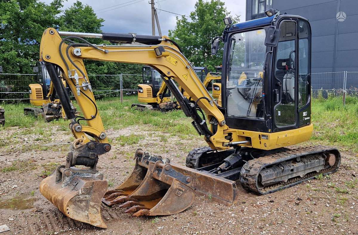 Caterpillar 302.7D CR, мини-экскаваторы