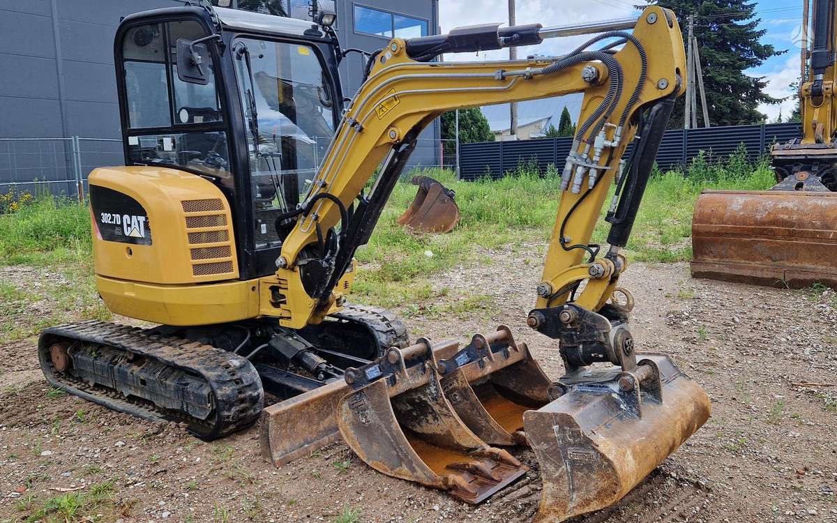 Caterpillar 302.7D CR, mini excavator