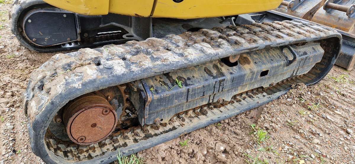 Caterpillar 302.7D CR, mini ekskavatoriai
