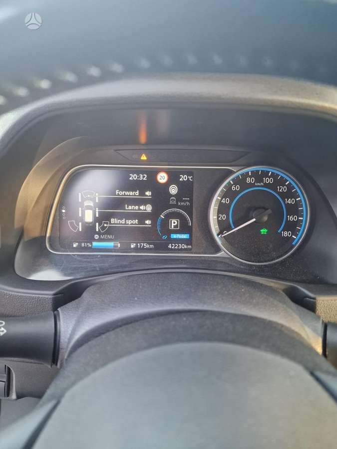 Nissan Leaf, 40 kWh, hatchback