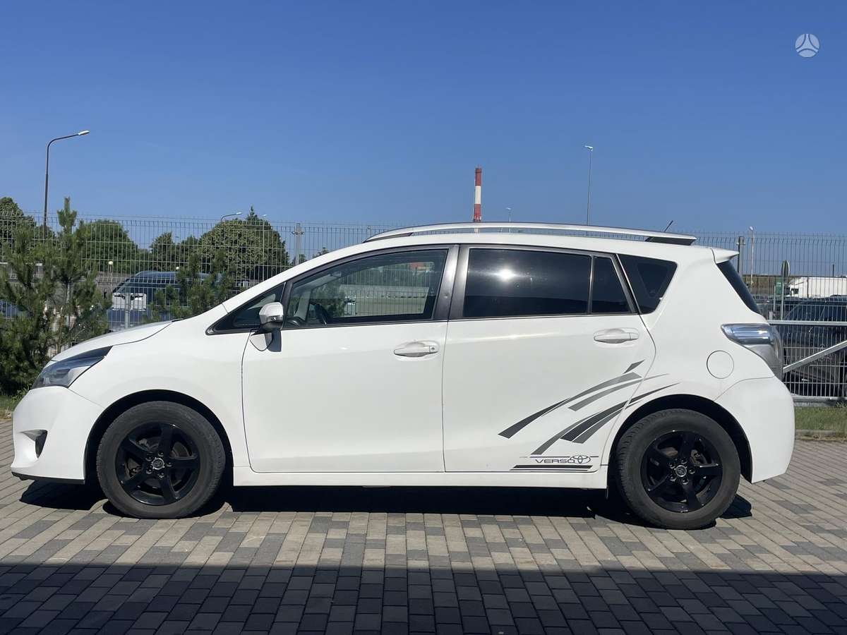 Toyota Verso - 6