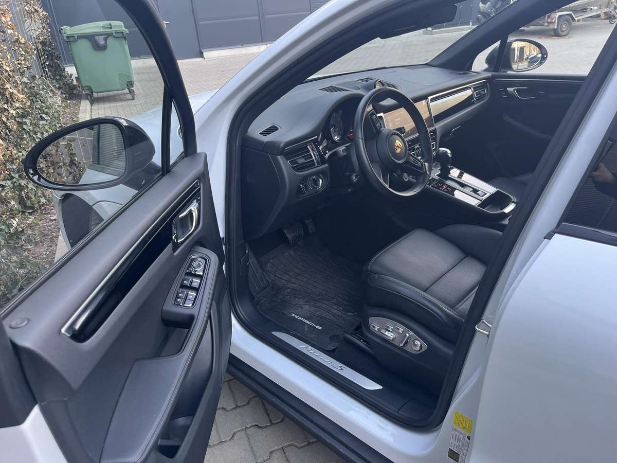 Porsche Macan - 10