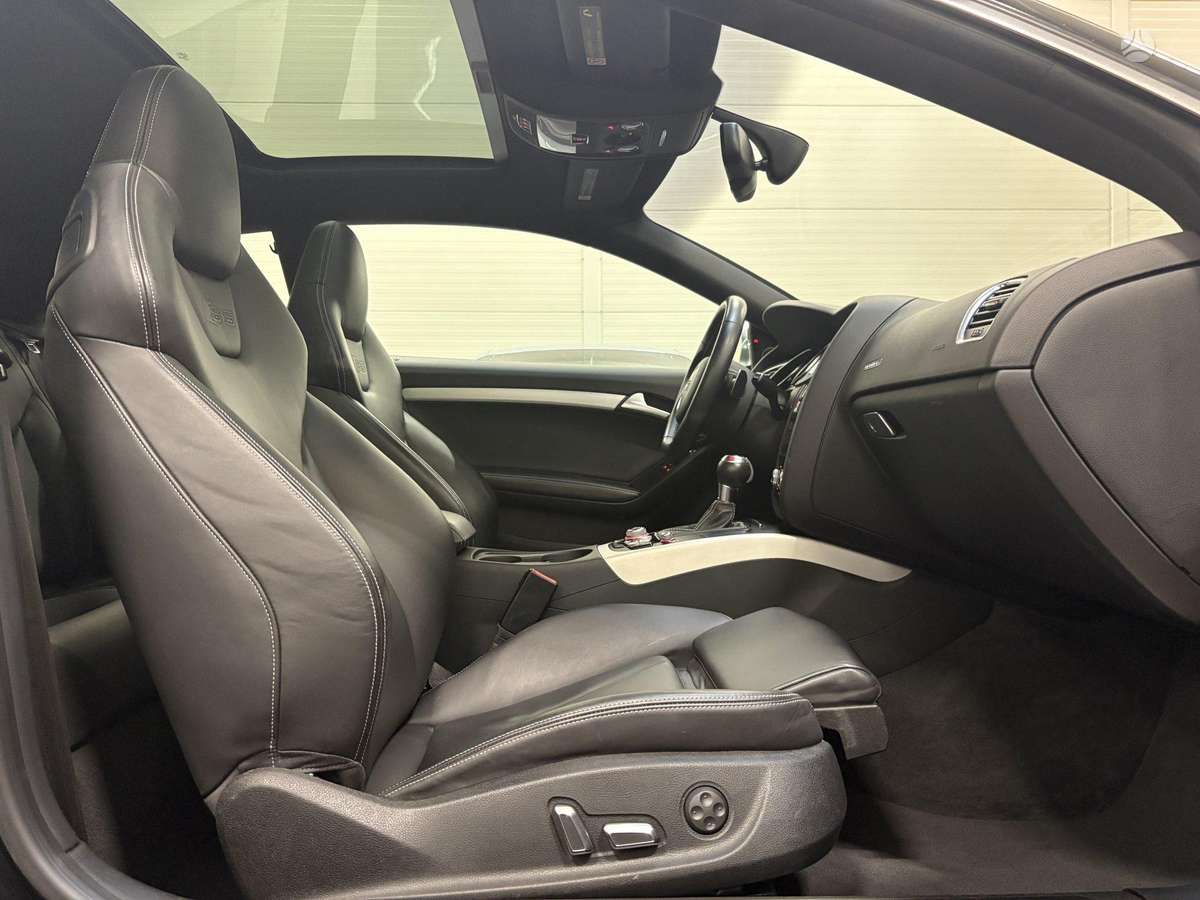 Audi S5, 3.0 l., coupe