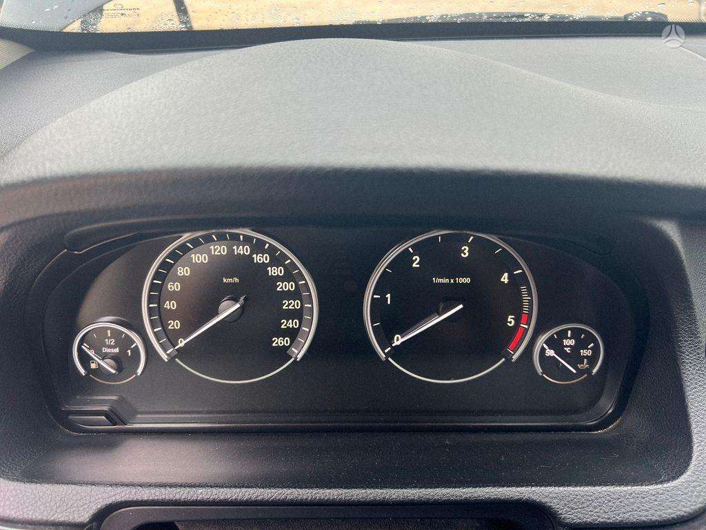 BMW 5 serija 37062388618