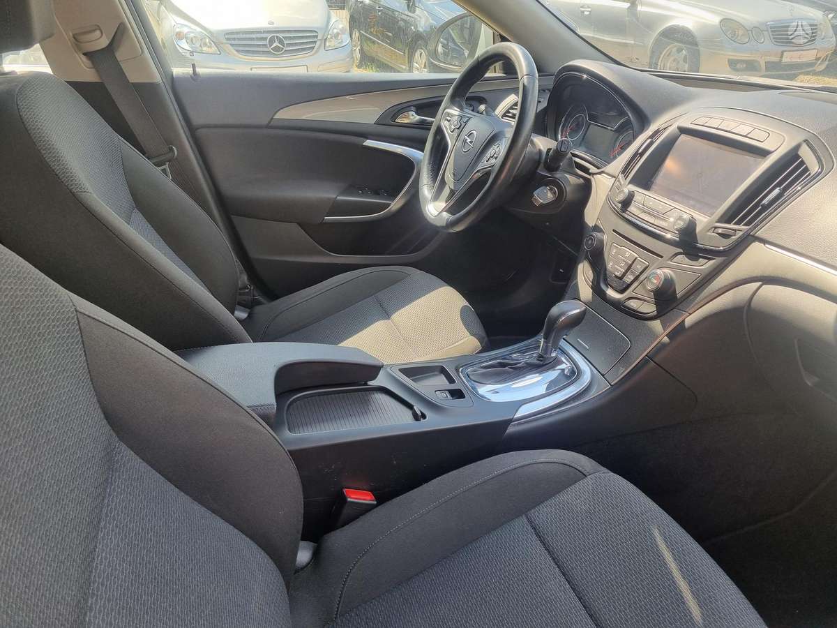 Opel Insignia, 1.6 l., Универсал