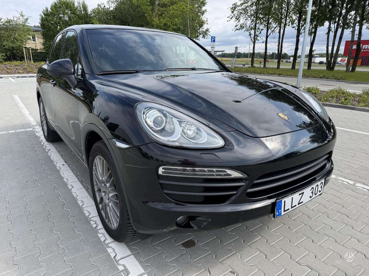Porsche Cayenne - 3