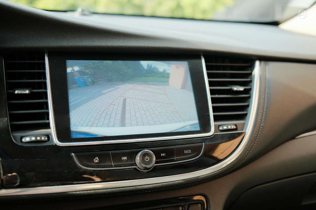 Buick Encore, 1.4 l., off-road / crossover