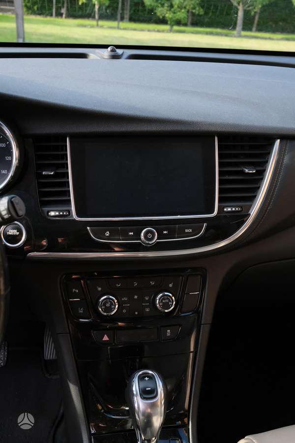 Buick Encore, 1.4 l., off-road / crossover