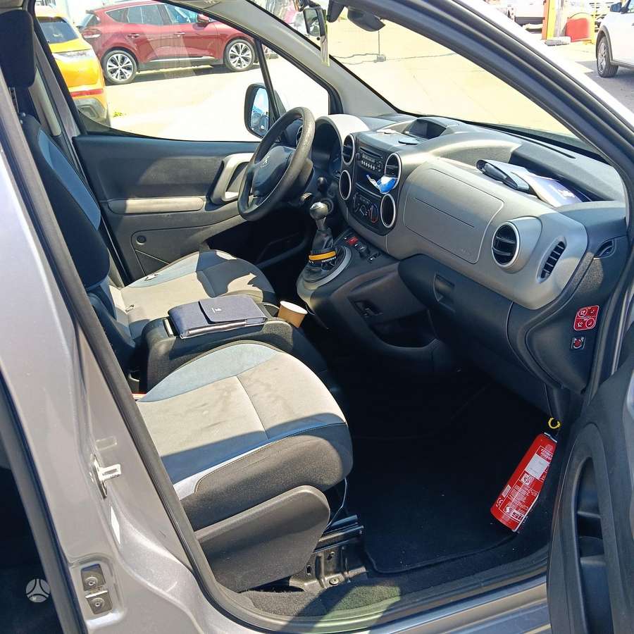 Peugeot Partner - 8