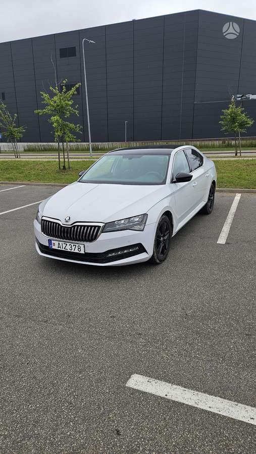 Skoda Superb, 2.0 l., Седан