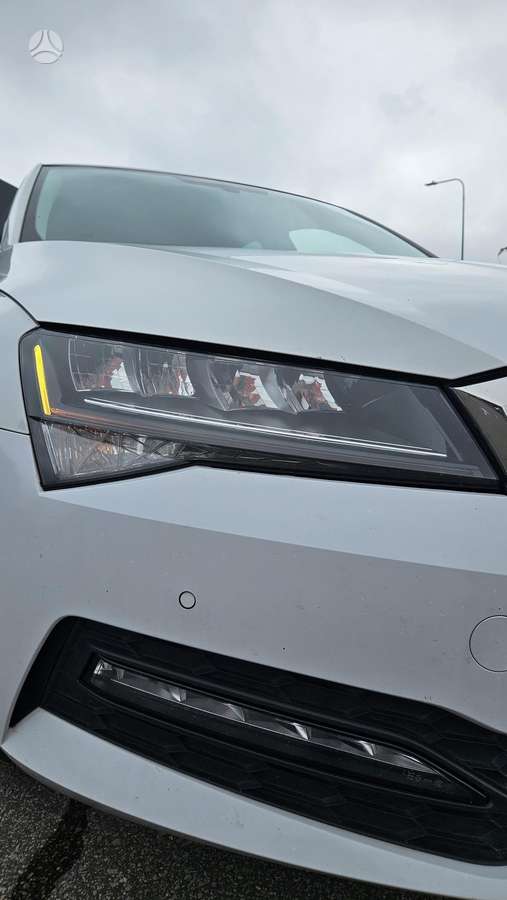Škoda Superb - 10
