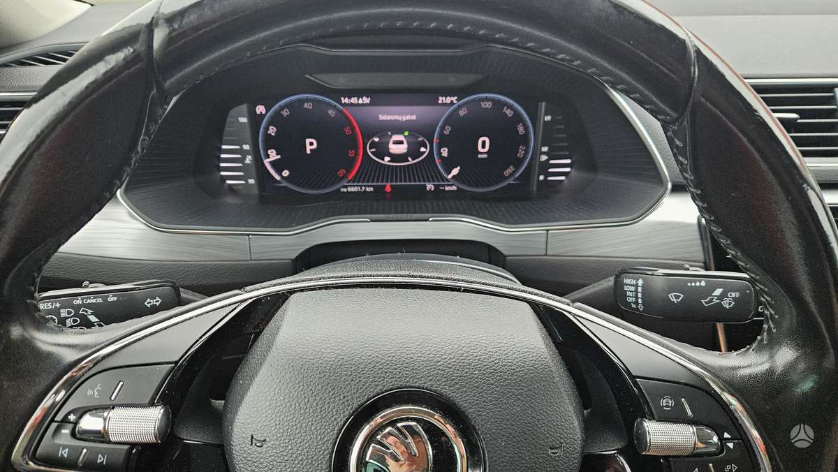 Skoda Superb, 2.0 l., Седан