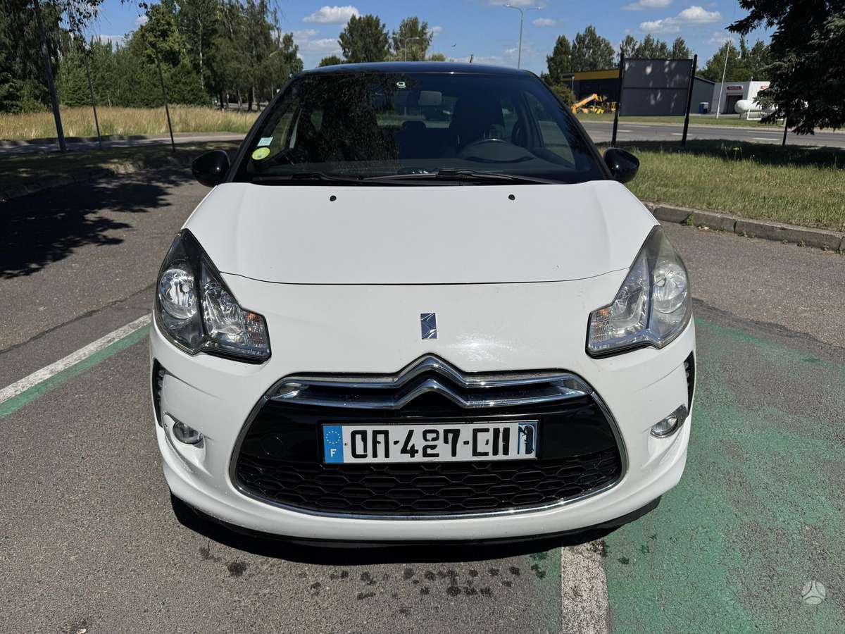 Citroen DS3, 1.6 l., Хэтчбек