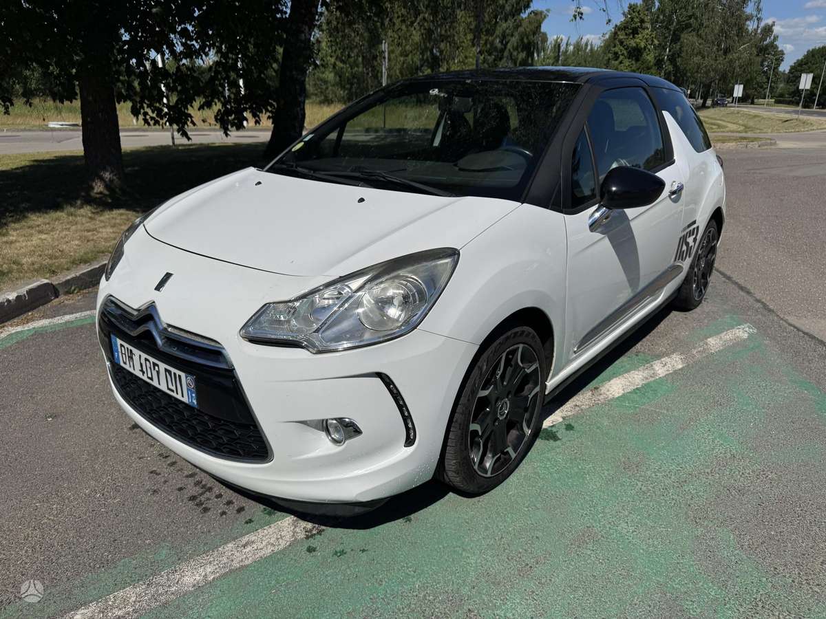 Citroen DS3, 1.6 l., hatchback