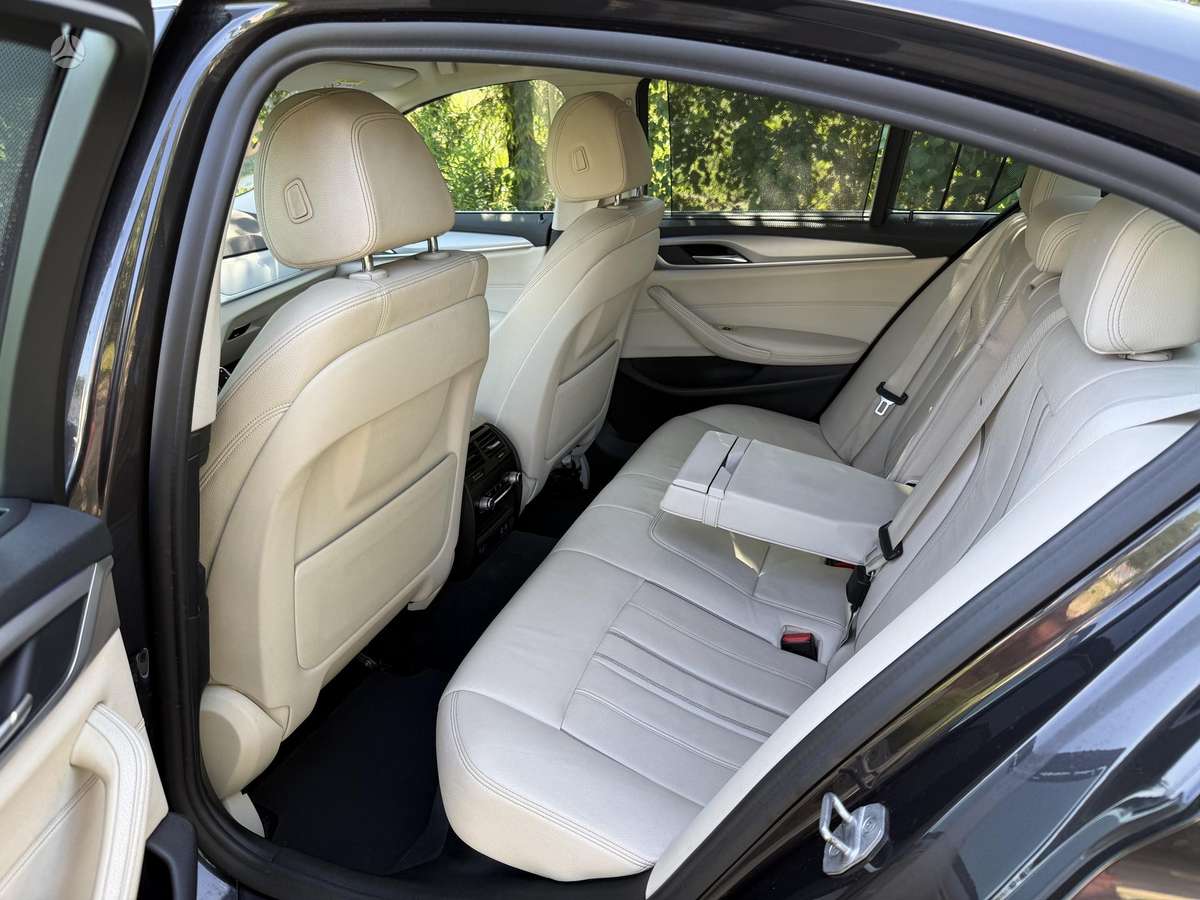 BMW 520, 2.0 l., Седан