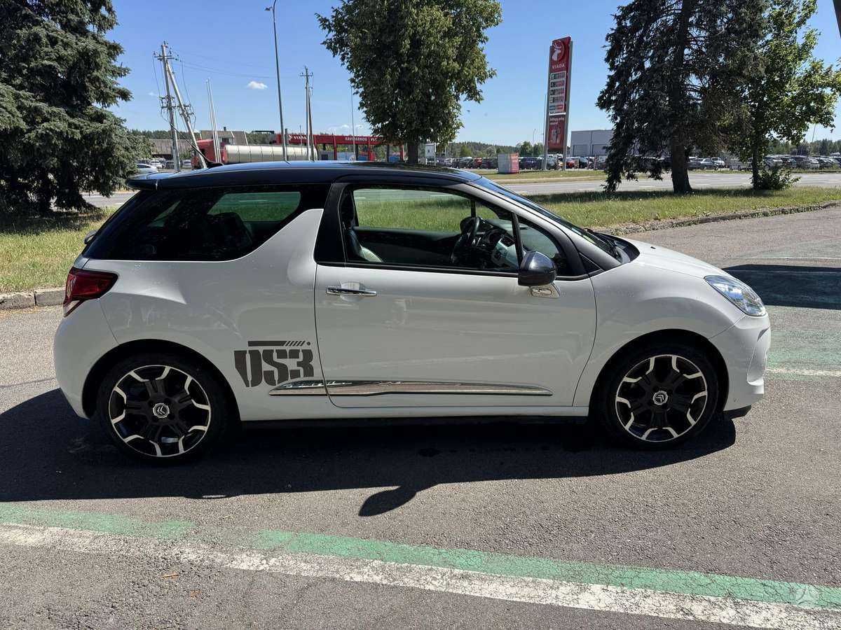 Citroen DS3, 1.6 l., Хэтчбек