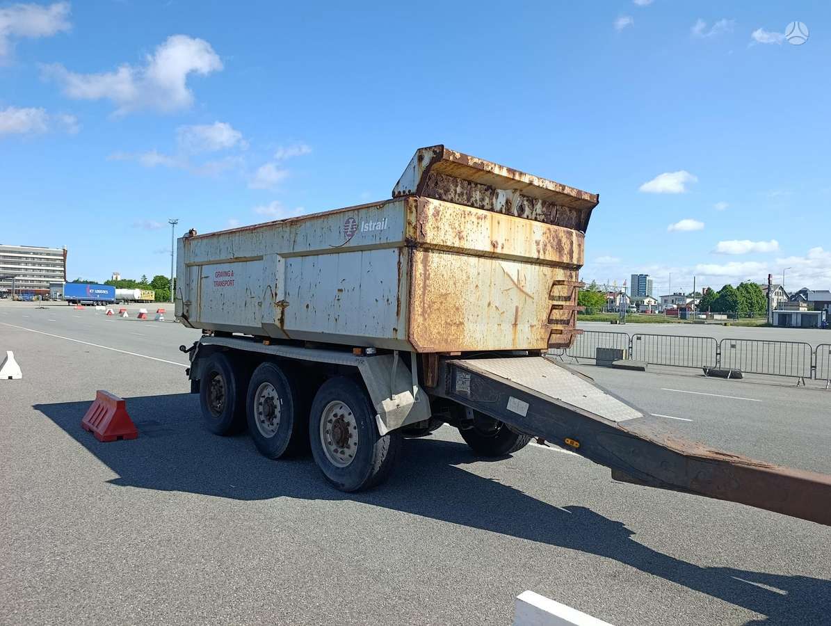 IFA Istrail, dumper / tipper