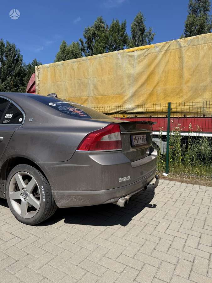 Volvo S80, 2.4 l., Седан