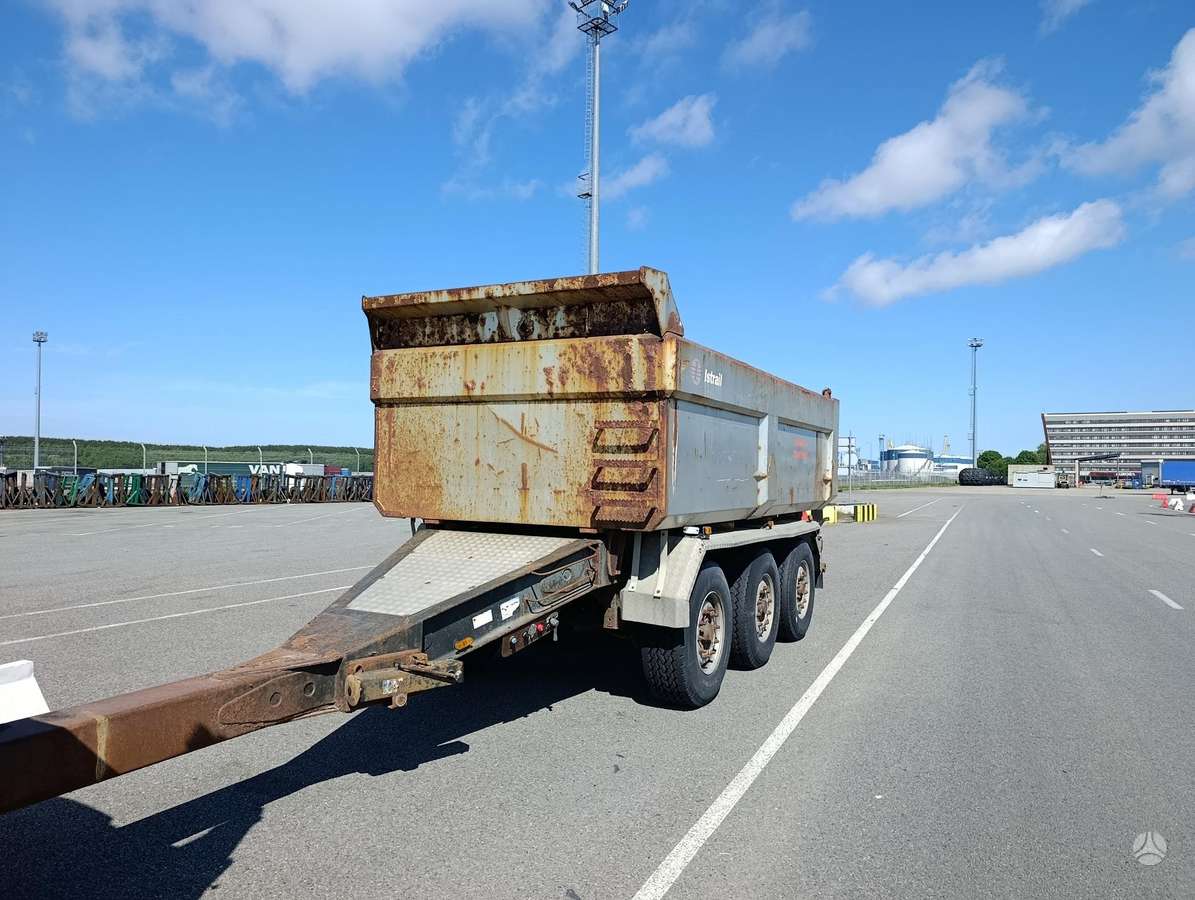 IFA Istrail, dumper / tipper