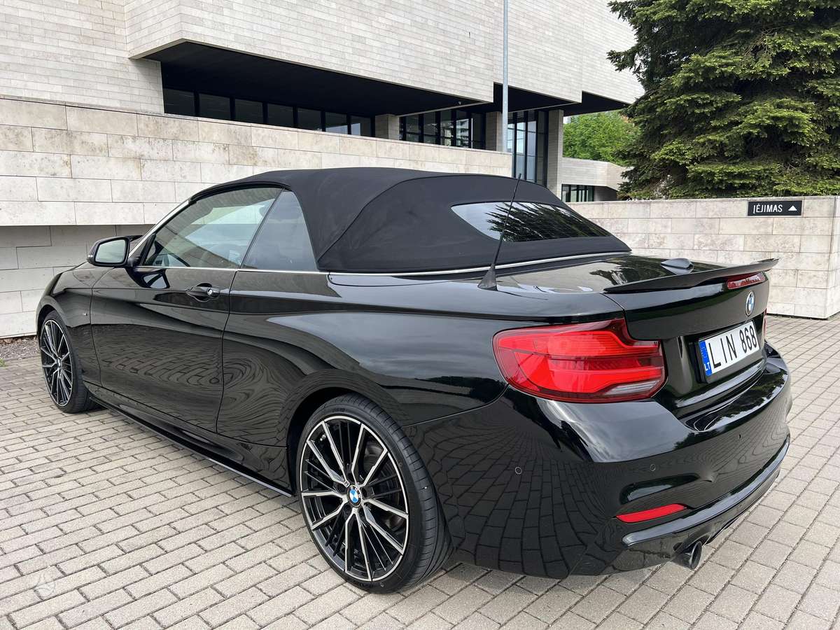 BMW 228, 2.0 l., convertible