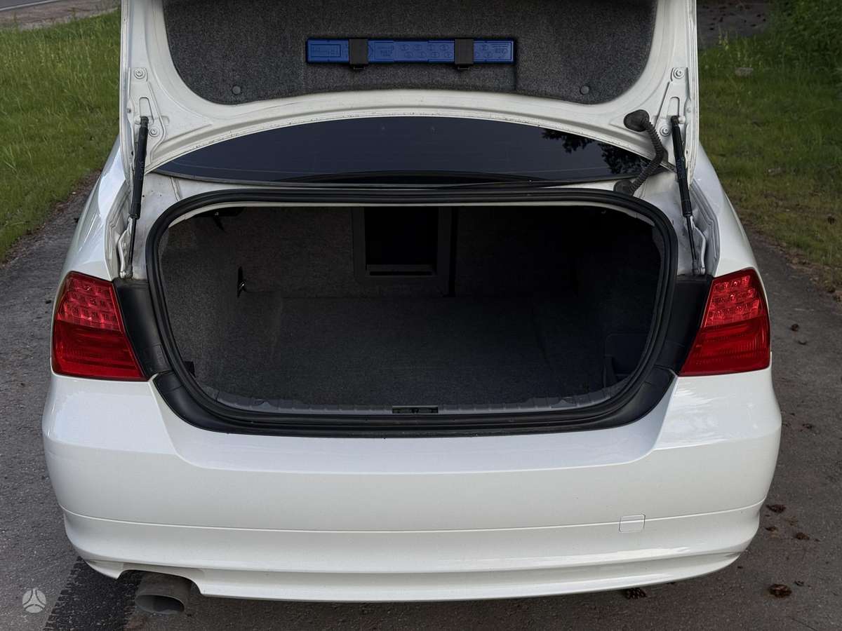 BMW 318, 2.0 l., Универсал