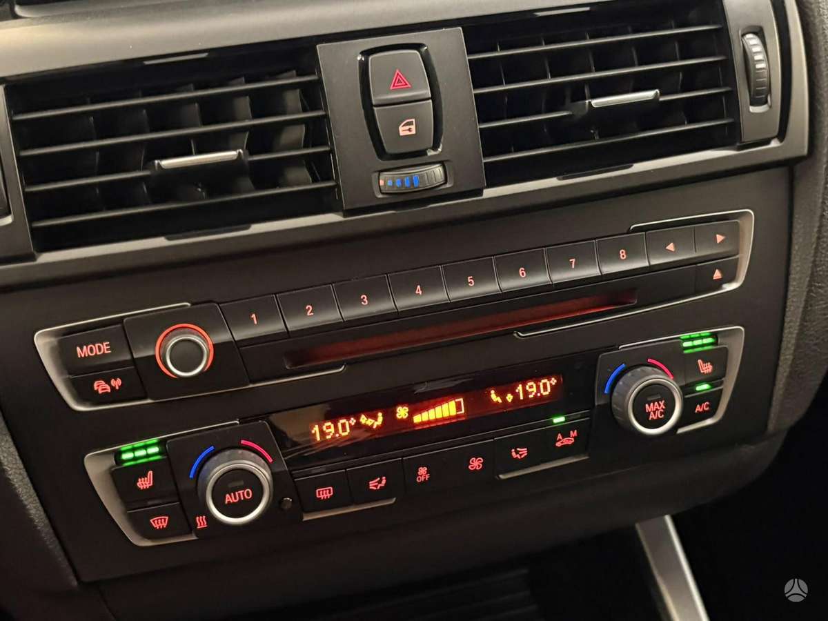 BMW 120, 2.0 l., Хэтчбек