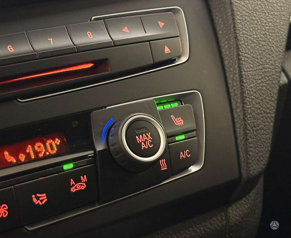 BMW 120, 2.0 l., Хэтчбек