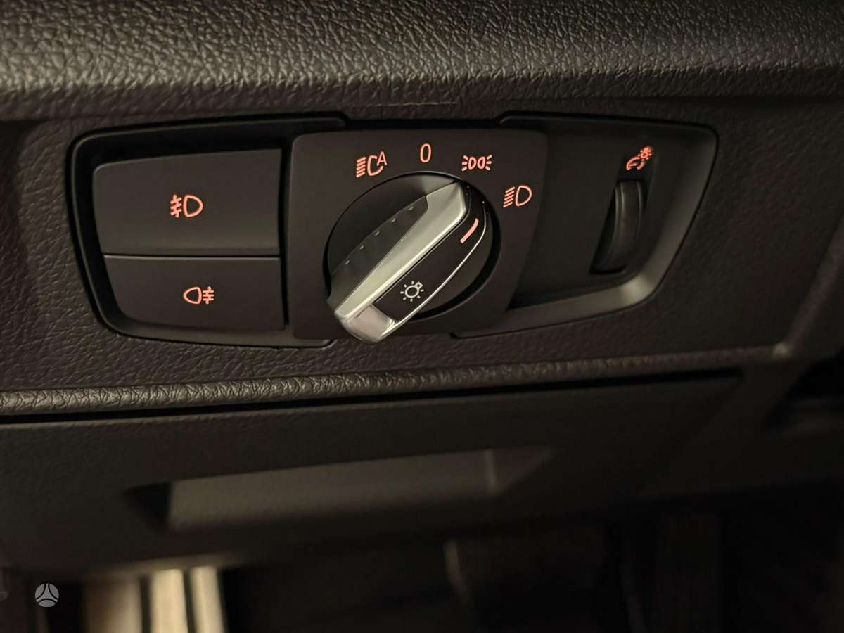 BMW 120, 2.0 l., Хэтчбек
