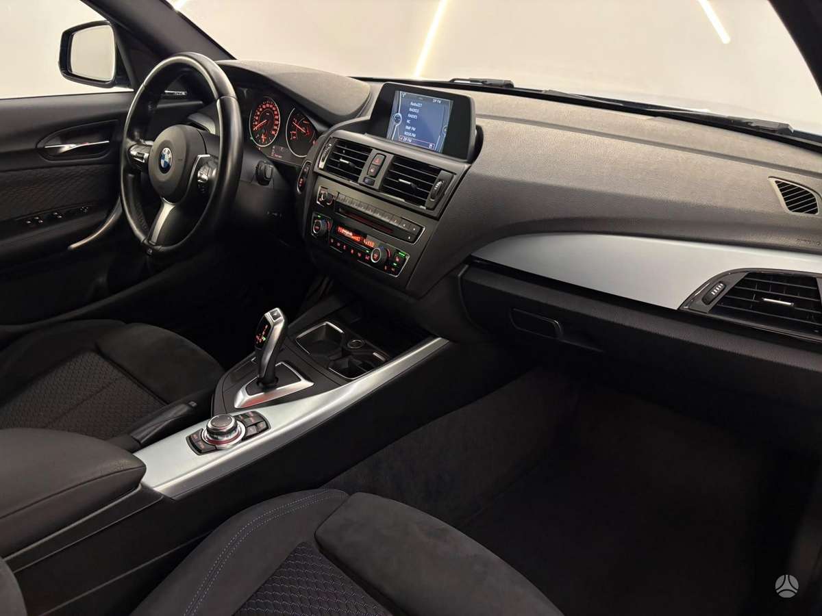 BMW 120, 2.0 l., Хэтчбек