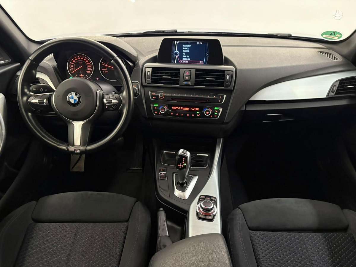 BMW 120, 2.0 l., Хэтчбек