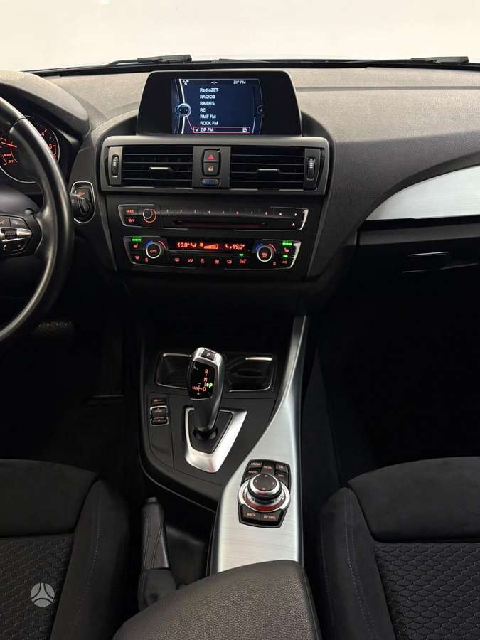 BMW 120, 2.0 l., Хэтчбек